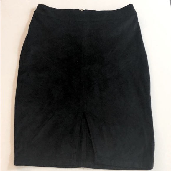 NWT Material Girl Gray Suede Pencil Skirt XS - Picture 3 of 8